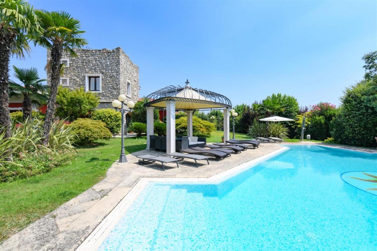 Private Luxury Villa With Pool Moniga del Garda Екстериор снимка