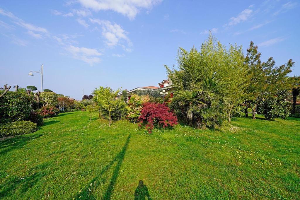 Private Luxury Villa With Pool Moniga del Garda Екстериор снимка