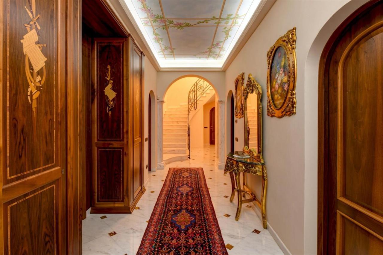 Private Luxury Villa With Pool Moniga del Garda Екстериор снимка