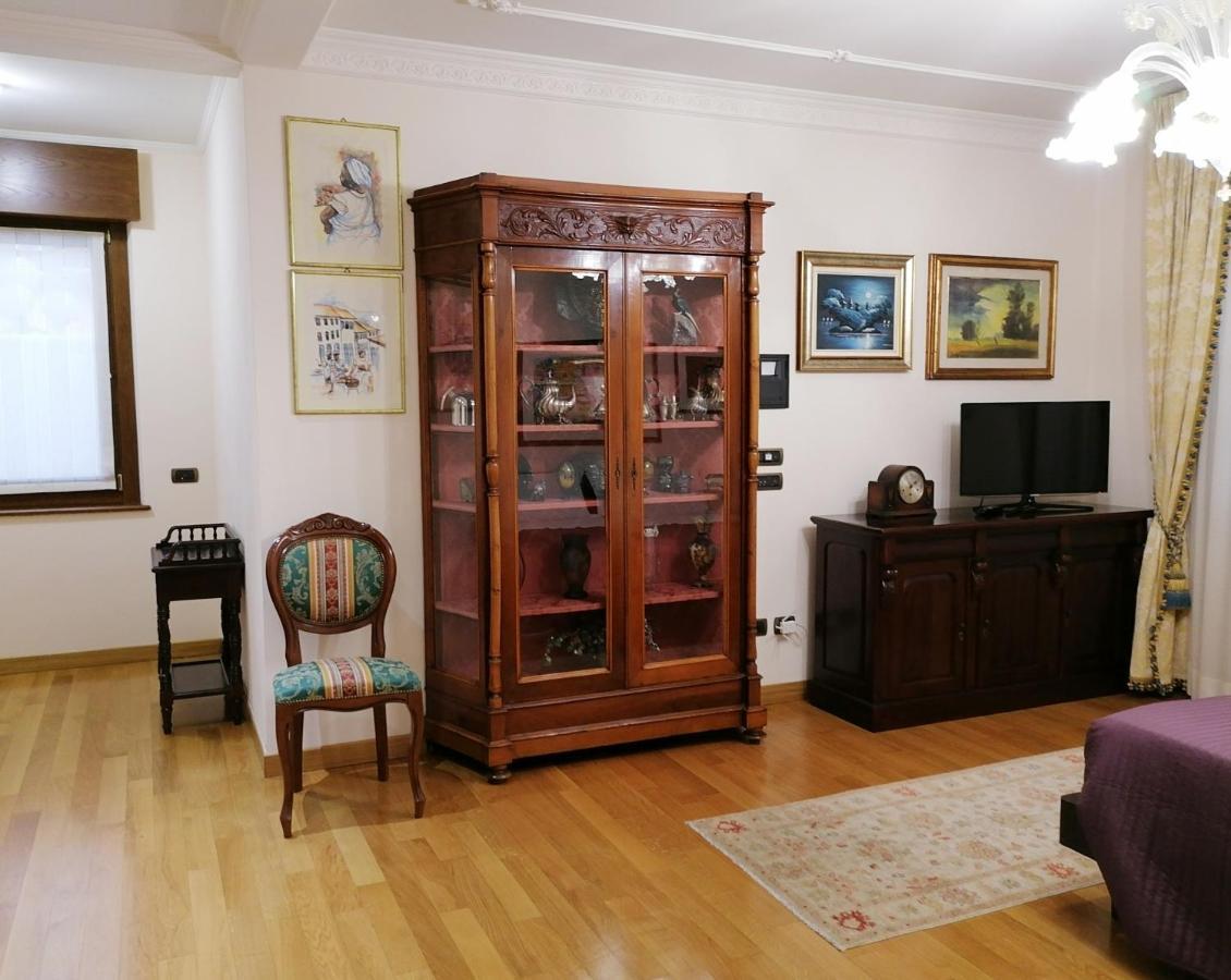 Private Luxury Villa With Pool Moniga del Garda Екстериор снимка