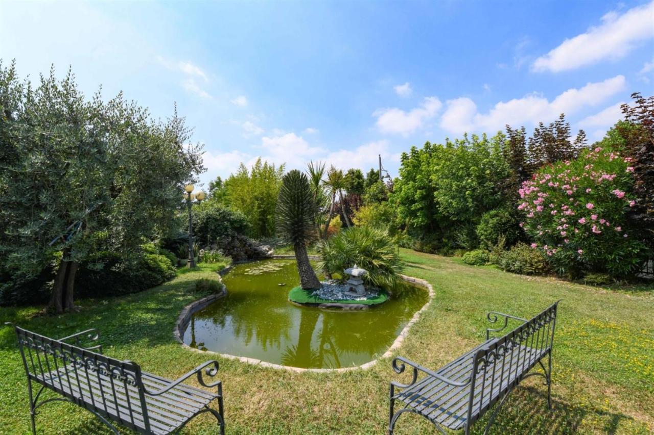 Private Luxury Villa With Pool Moniga del Garda Екстериор снимка