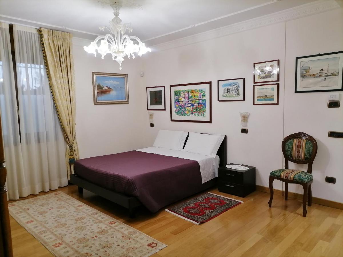 Private Luxury Villa With Pool Moniga del Garda Екстериор снимка